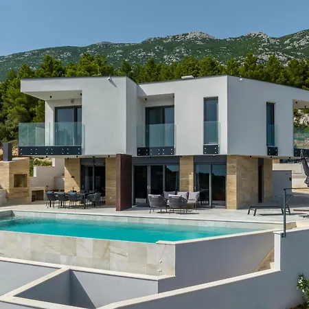 Villa Luxury Villa Mare By Interhome Pijavicino