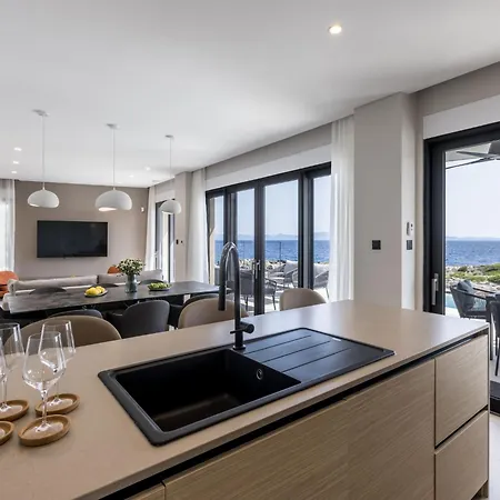 Villa Luxury Villa Mare By Interhome