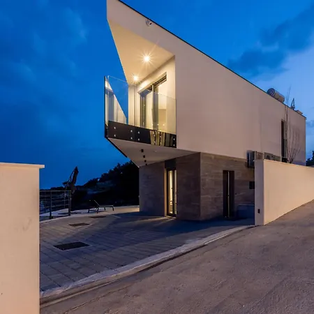 Villa Luxury Villa Mare By Interhome *